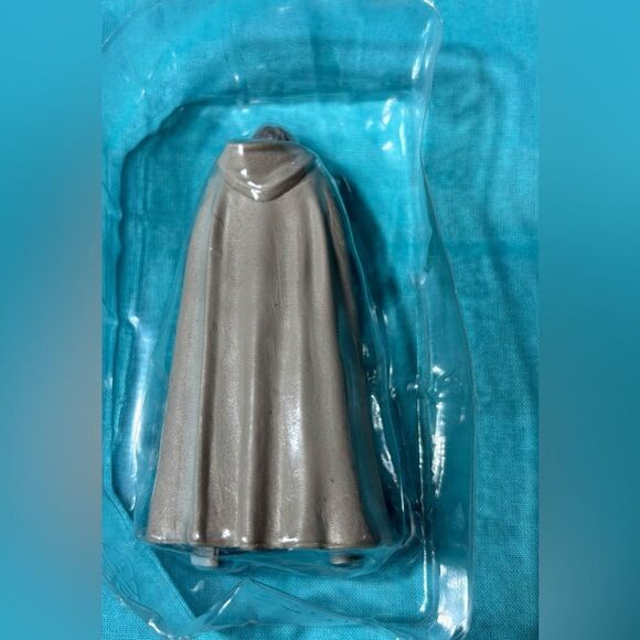 Hasbro Star Wars Galaxy of Adventures The Last Jedi Luke Skywalker Action Figure - Picture 2 of 3